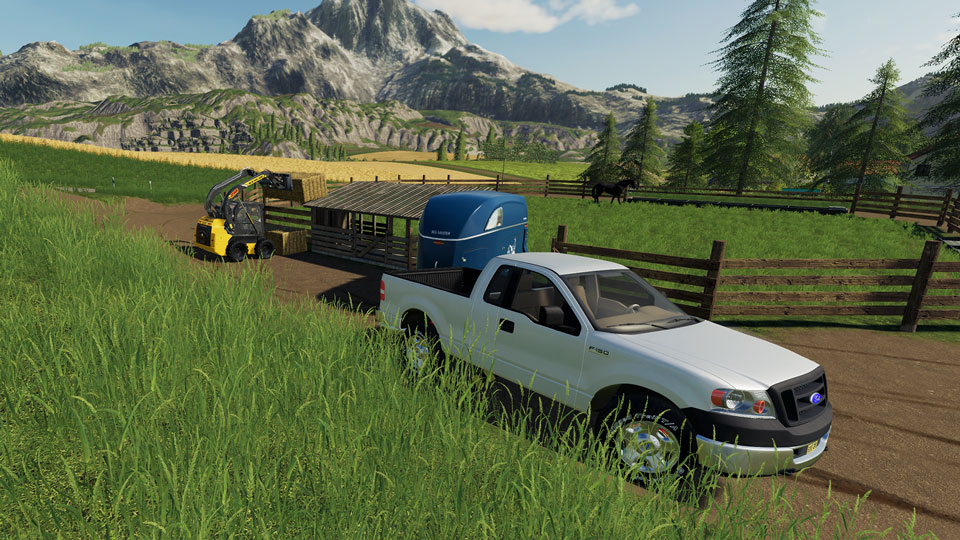 Farming Simulator 19 mods Ford F-150 driving on the roads.